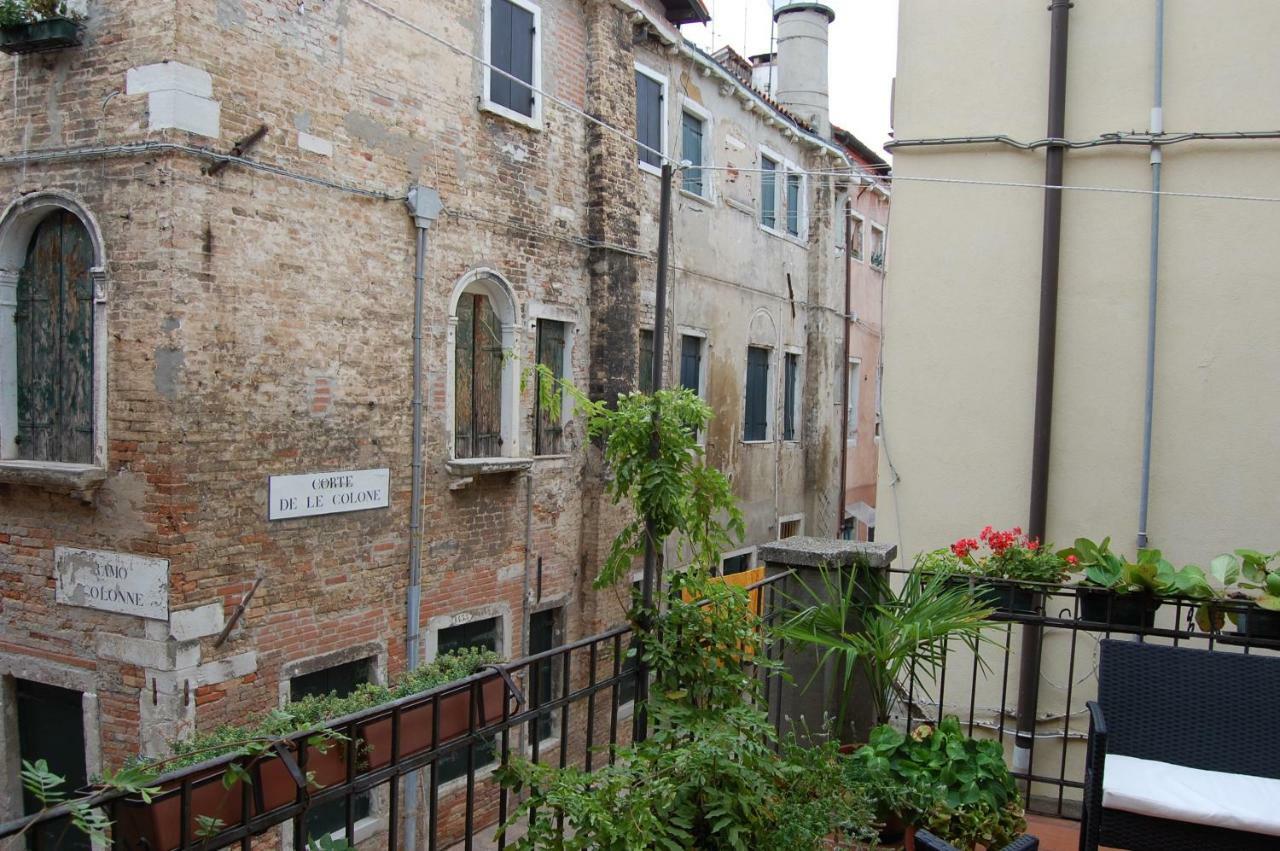 Marinaressa Biennale Terrazza Venedig